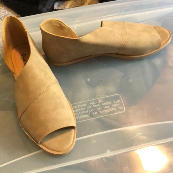 Qupid open-toe flats, size 7, NEW - Picture 1 of 4